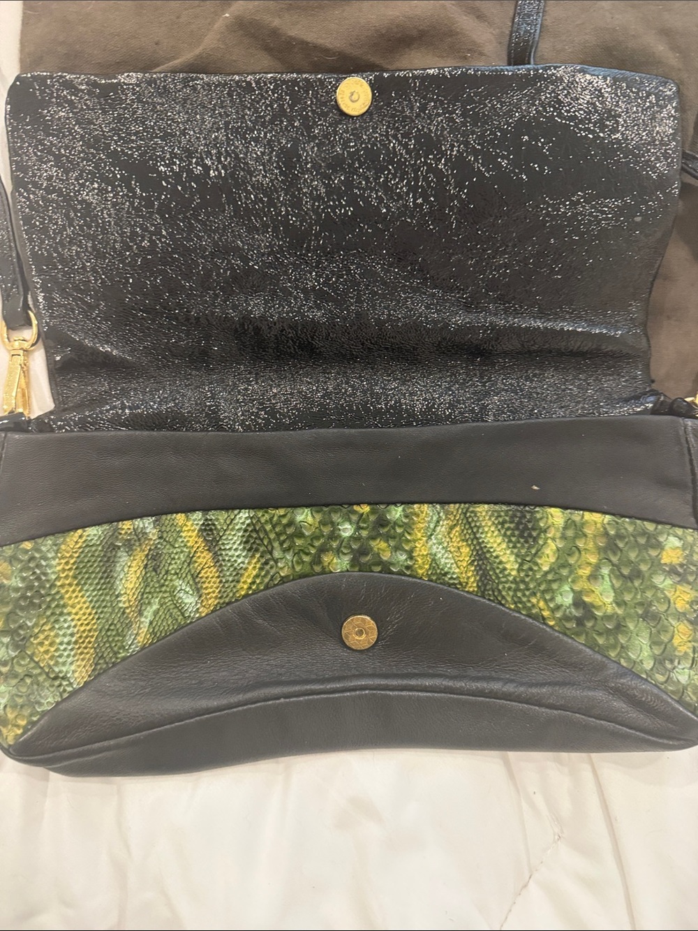 Miu Miu Green and Black Dragonfly Appliqué Leather Crossbody/Clutch - Picture 3 of 13
